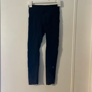 Scalloped cut Lululemon tights